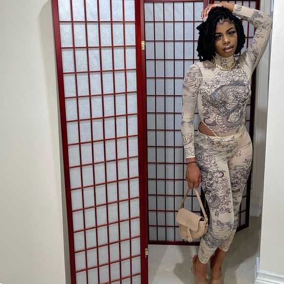 Mesh 2-Piece Set - Picture 2 of 3